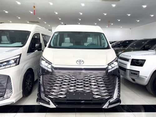 Toyota Hiace 2025 Seat VIP luxury car