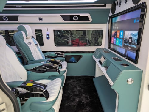 Toyota Hiace 2025 Seat VIP luxury car