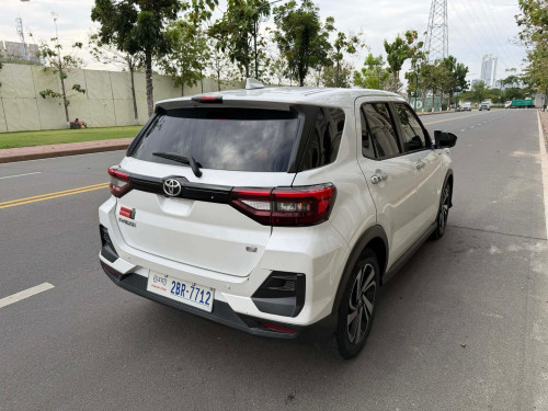 Toyota Raize 2022 white