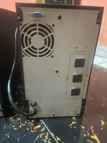 UPS អាគុយនៅល្អកាន់ភ្លើងយូ