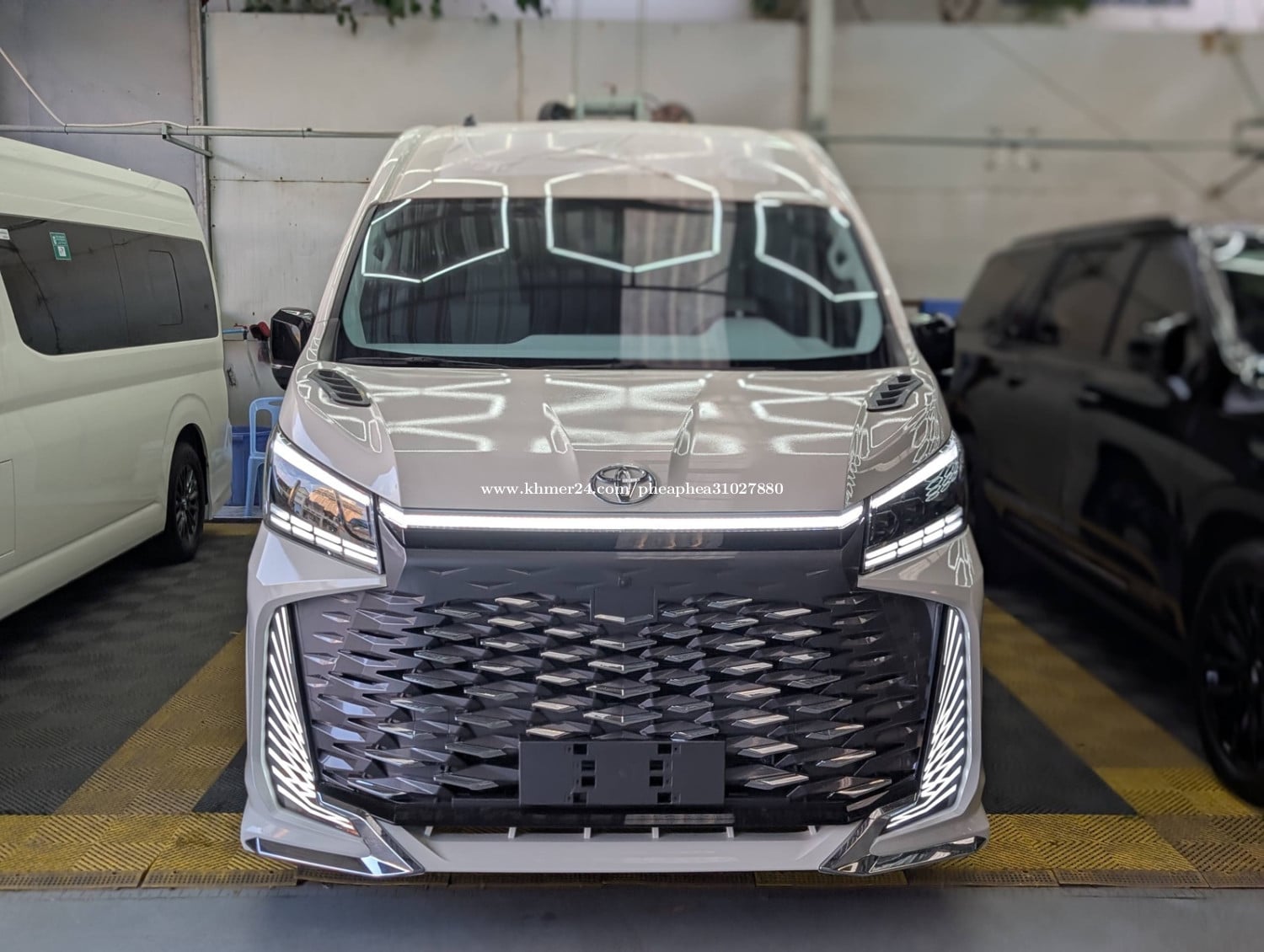 Toyota Hiace 2026 VIP seat
