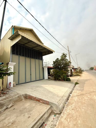 ឃ្លាំងជួល នៅឃ្មួញសែនសុខ!