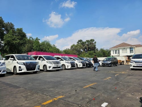 បងប្អូនបាន ផែនឡានធ្លាក់ទូផ្ទាល់ អាចណាត់មេីលបាន