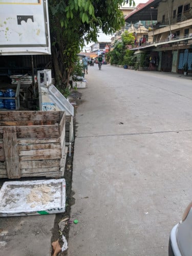 បន្ឋប់ជួលធំទូលាយ អាចរកសុីបាន