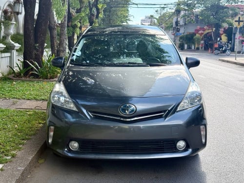 មានលុយ 6500$ រំលស់យក PriusV 2012 option5 Advance ក្រដាស់ពន្ធ យកជិះភ្លាម