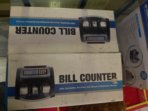 ម៉ាសុីនរាប់លុយ bill counter
