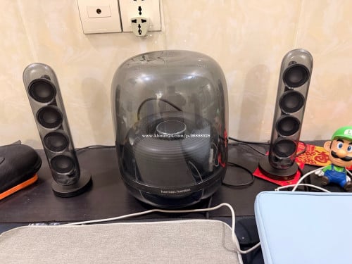 លក់​ Harman/Kardon Sound STICKS4 និង​ Marshall kilburn II