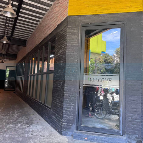 ហាងសម្រាប់ជួល / Shop House For Rent