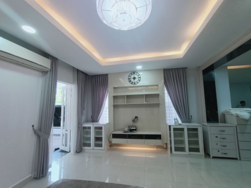 វីឡាភ្លោះជួល បុរីប៉េង ហួត The star Jumeriah សង្កាត់ព្រែកលាភ ខណ្ឌជ្រោយចង្វារ