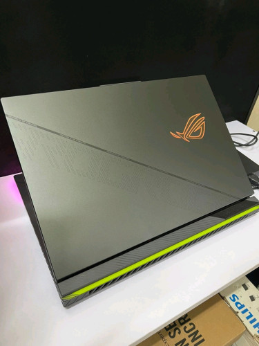 តម្លៃ: ✅1499$✅Asus ROG Strix G18 ស្អាត 99%❤😍