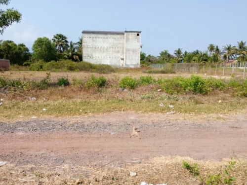 🏦Building Available for Urgent Sale at a Special Price (Negotiable).