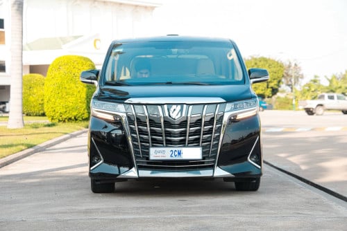 2019 V6 Royal Lounge
