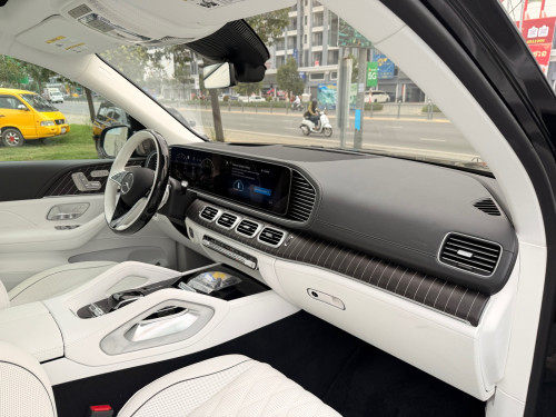 2025GLS600