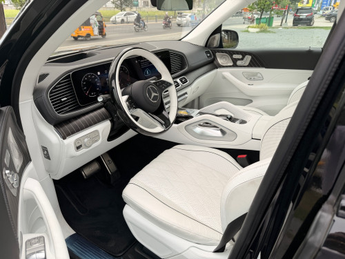 2025GLS600