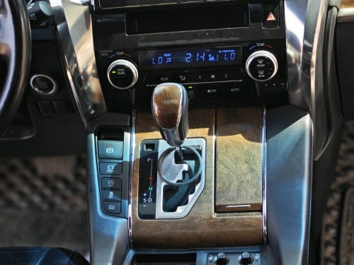 ALPHARD 2016 V6 កៅអីធំ Exexcutive Lounge