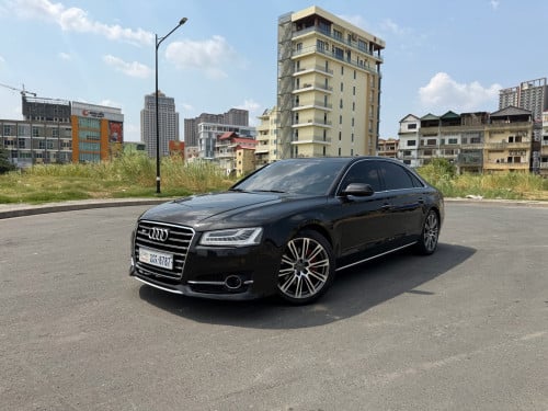 Audi A8L តួរវែង Spec អារ៉ាប់ ម្ចាស់ដើមទិញ ខ្លាញ់គោរ