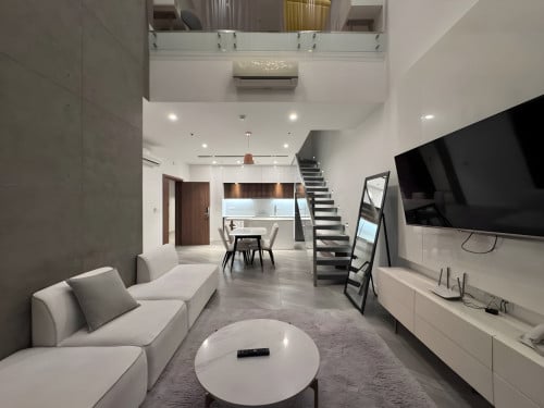 Duplex 2-Bedroom Apartment – Chroy Changvar
