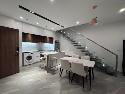 Duplex 2-Bedroom Apartment – Chroy Changvar