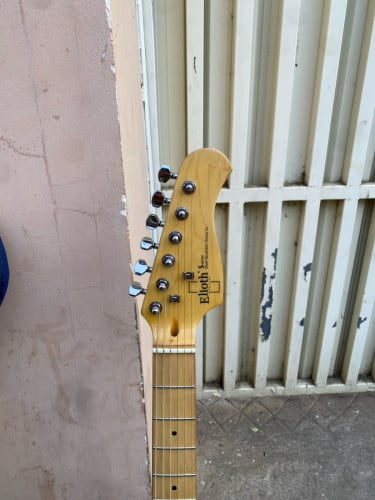 Elioth guitar