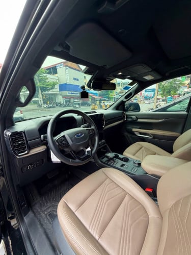 Ford Everest 2023 Titanium