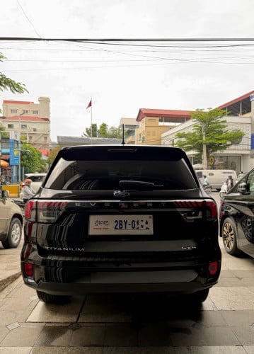 Ford Everest 2023 Titanium