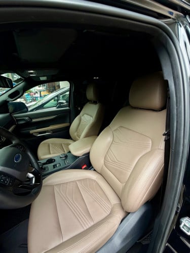 Ford Everest 2023 Titanium