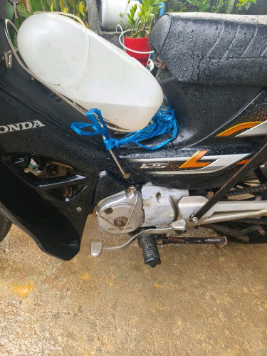 Honda 125 and Remork