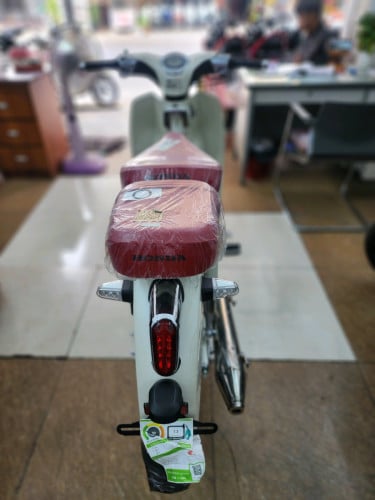 HONDA super cub 2025 ថ្មី កេស