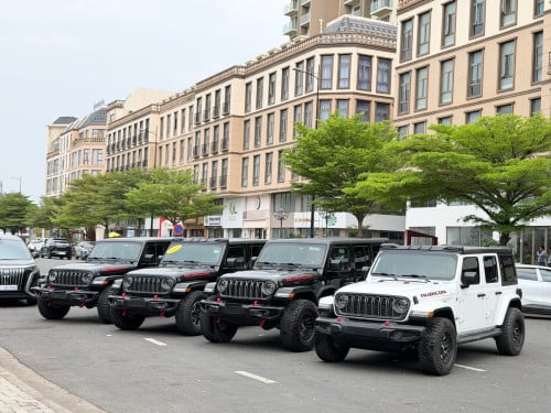 Jeep Wrangler ឆ្នាំ2019 ក្រដាសពន្ធ
