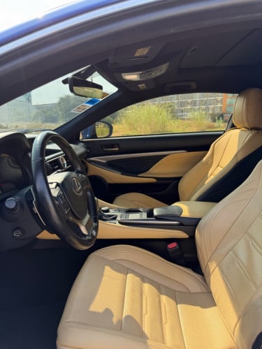 Lexus RC200t F-Sport ឡានជិះផ្ទាល់
