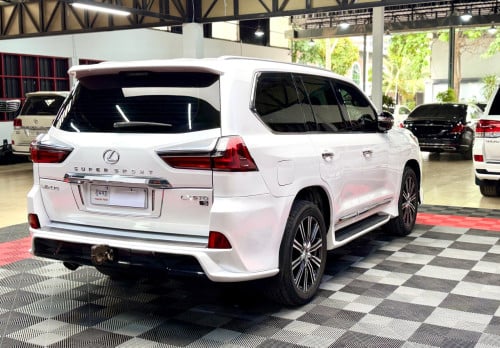LX-570 2019 SUPER SPORT