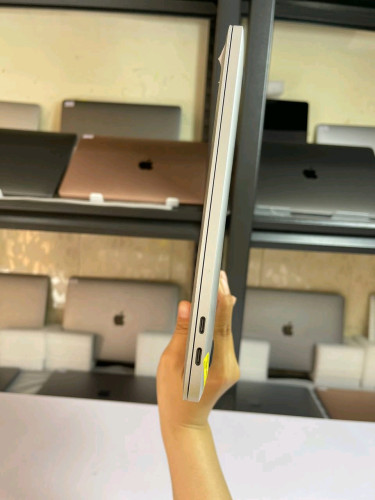 Macbook Proឆ្នាំ2016 New Battery