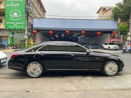 Mercedes Benz S400L ឆ្នាំ2015 update MayBach