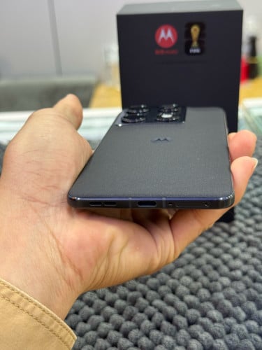 Motorola X70air Pro 512G 599$