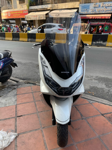 PCX125