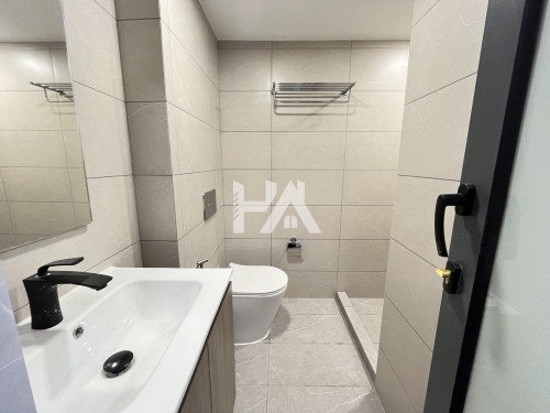 Price $650   Condo 2 Bedroom For rent !