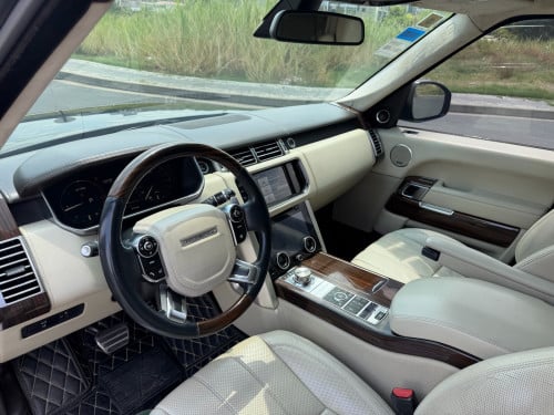 Range Rover Vogue តួរវែង អប់សិនពិសេស Autobiography