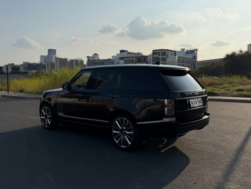 Range Rover Vogue តួរវែង អប់សិន SV ពិសេសណាស់