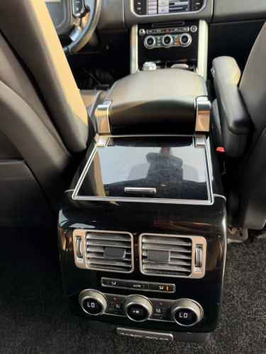Range Rover Vogue តួរវែង អប់សិន SV ពិសេសណាស់