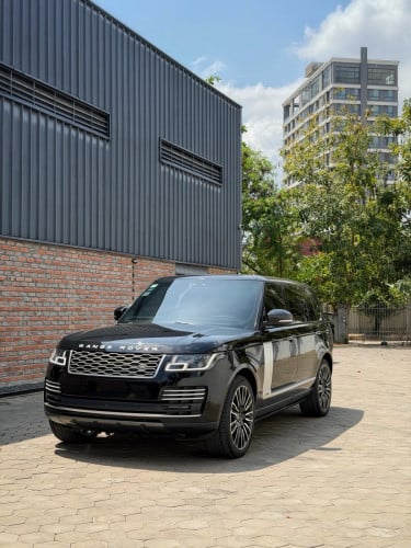 Range Rover Vouge 2018 LWD ម៉ាសូត