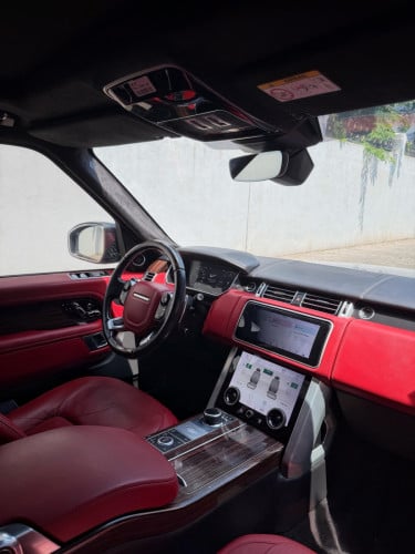 Range Rover Vouge 2018 LWD ម៉ាសូត