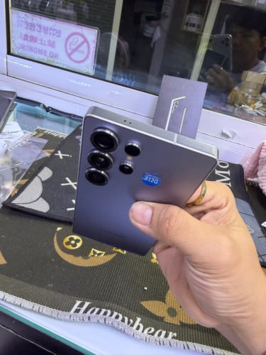 Samsung S25ultra 512G ក្រុមហ៊ុន full box