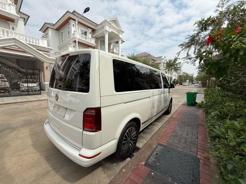 Volkswagen Caravelle 2018