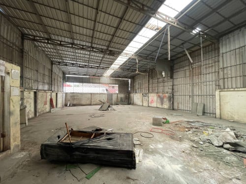 Warehouse For Rent
