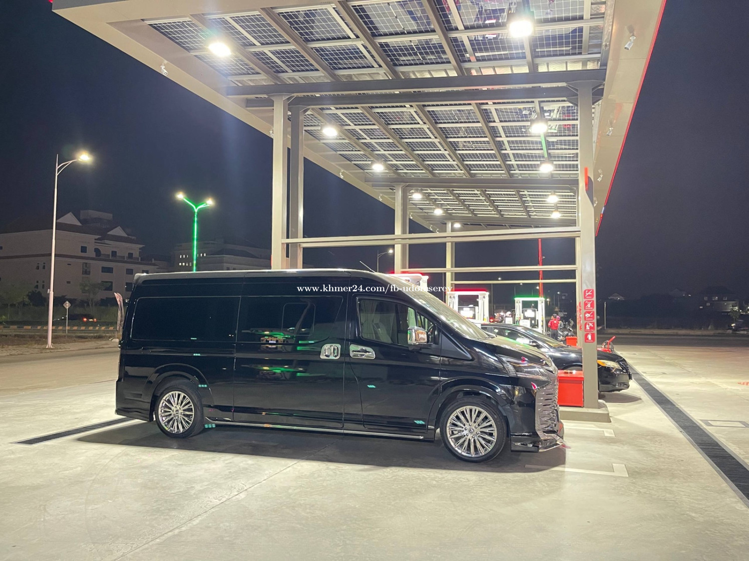 TOYOTA HIACE VIP 2022 price $85000.00 in Samraong Kraom, Por Senchey ...