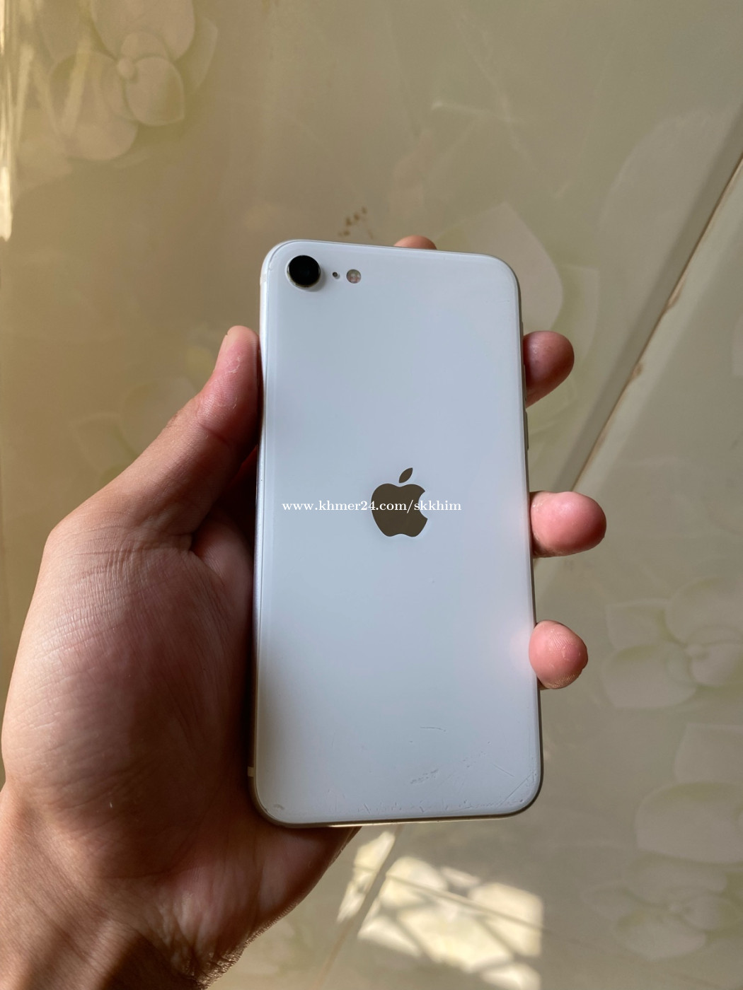 iPhone se2 64G 【公式通販】