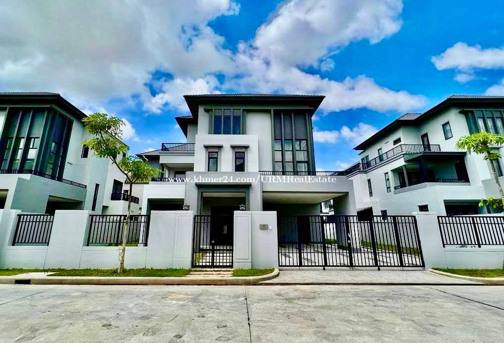 Luxurious 6 Bedrooms Queen Villa for RENT in Borey Chip Mong 60M near New Airport