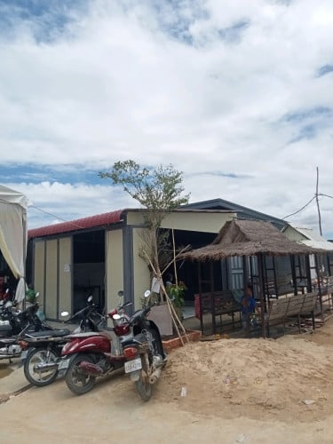 ផ្ទះកែងលក់ក្បែរសាលាប៊ែលធីទួលពង្រ
