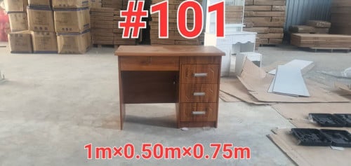 តុធ្វេីការ. ខ្នាត 1m