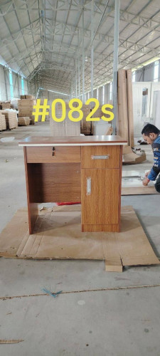 តុធ្វេីការ. ខ្នាត 1m